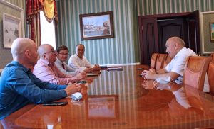 Rector Ilshat Gafurov met with megagrant supervisor Jorge Ancheyta