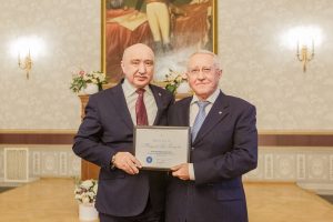 Counsellor to the Rector Riyaz Minzaripov named Honorary Professor of Kazan Federal University
