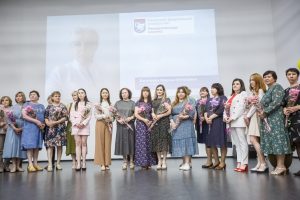 Medical Worker Day marked with awards to employees