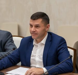 Lenar Safiullin steps down as Vice-Rector for Construction and Maintenance, Almaz Mingulov takes reins