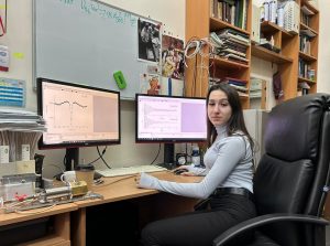 Student working on heterostructures for non-volatile memory