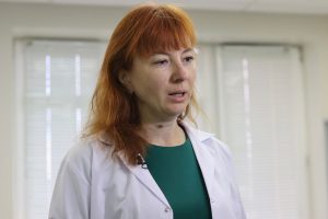 Lead Research Associate Yelena Zakirova studying influence of microvesicles on insemination material