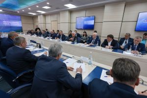 Working session of Roscosmos, Russia’s national space agency, joined by Rector Lenar Safin and First Vice-Rector Dmitry Tayursky