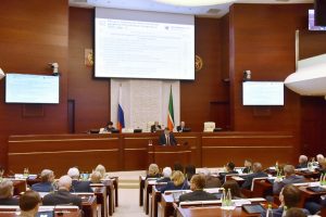 Rector Lenar Safin reports University’s 2022 developments to the State Council of Tatarstan