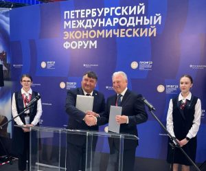 Rector Lenar Safin contributes to Saint-Petersburg International Economic Forum