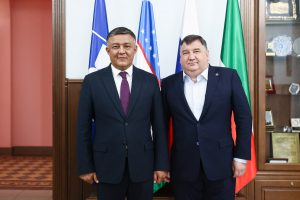 Rector Lenar Safin meets Mayor of Jizzakh Komil Kholmurodov