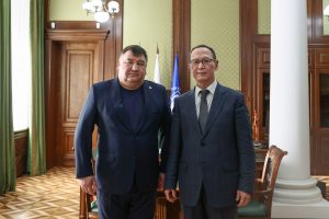 Rector Lenar Safin meets with Consul General of Kyrgyzstan in Kazan Erik Beishembiev
