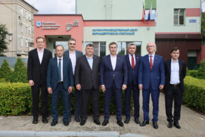 KFU and Izvarino Pharma’s joint production facility visited by Minister of Science and Higher Education of Russia Valery Falkov