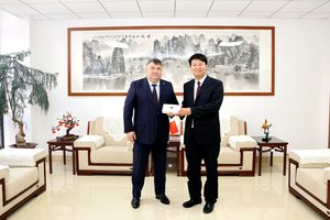 Rector Lenar Safin visiting Shandong Province