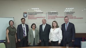 Institute of Philology and Intercultural Communication visited by representatives of Shihezi University