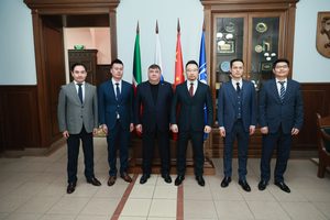 Lingsheng Group leadership pays return visit to KFU
